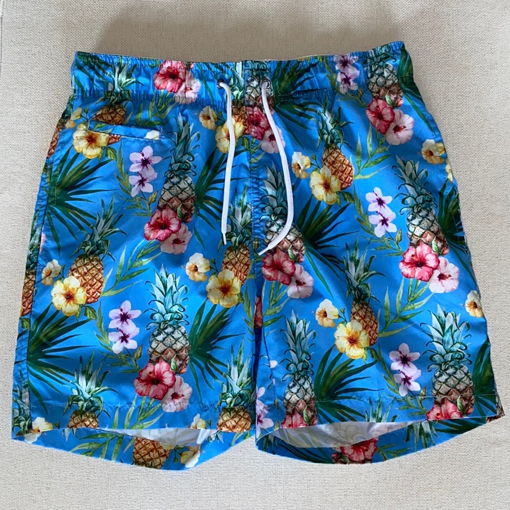 Charleston Threads Swim Trunks Tropical Pineapple Aloha Floral Size XL